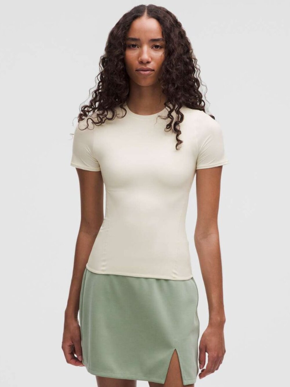 Lululemon Wundermost Ultra-Soft Nulu Hip-Length Crewneck Shirt Warm Ivory Sz XS